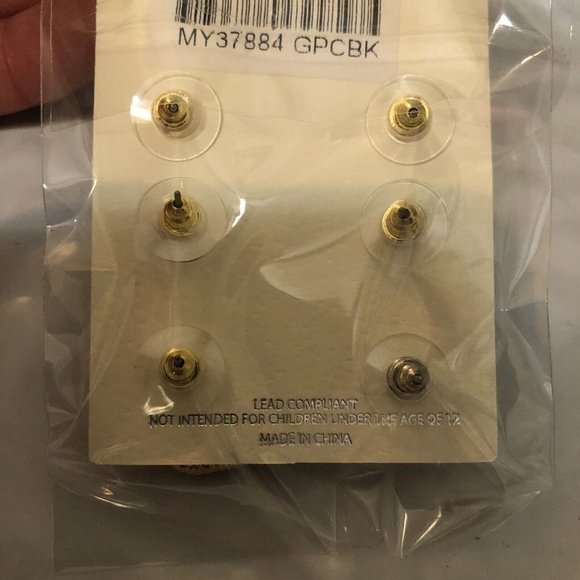 3/$15 Mia Collection By Kim Min Sun Pack Of 3 pairs of fashion Earrings - Picture 5 of 5